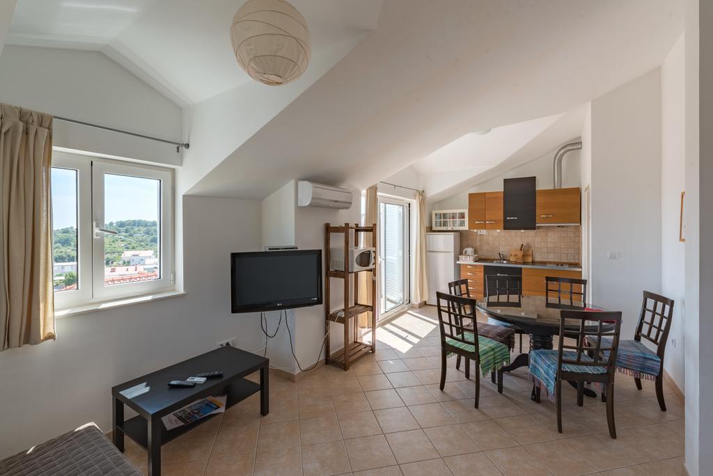 Apartments Mazuran 흐바르 객실 사진